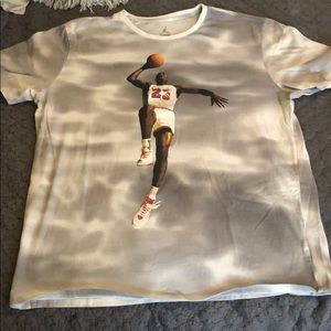 Air Jordan retro 6  T-shirt sz XL